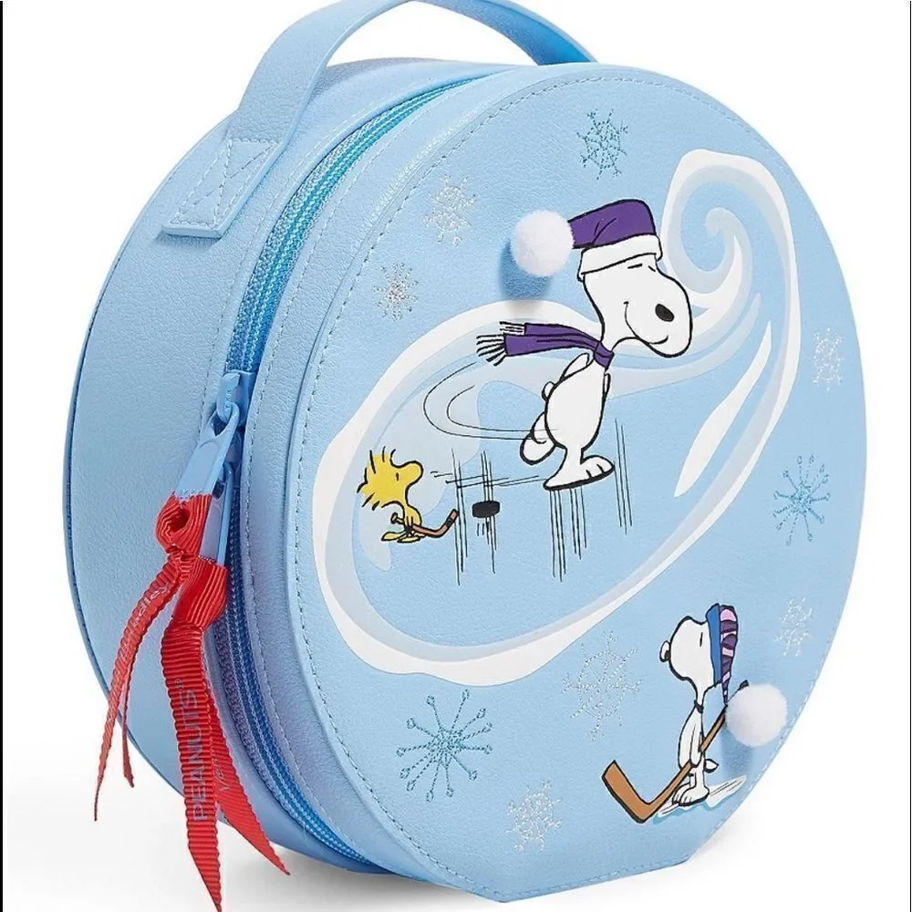 Vera Bradley Peanuts Collection Ski Slope Snoopy Whimsy Cosmetics Bag NWT